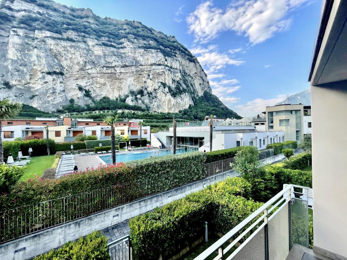 Outdooredo Garda Torbole トルボレ エクステリア 写真